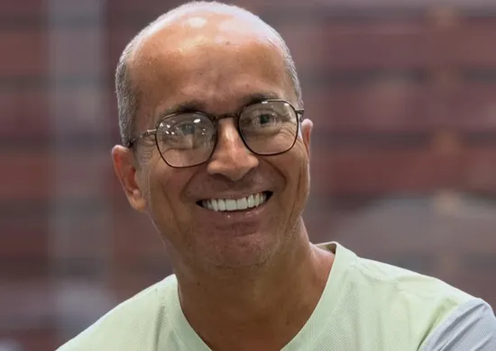 Imagem ilustrativa da imagem Morre, aos 51 anos, Alexandre Araújo, subsecretário de comunicação de Linhares