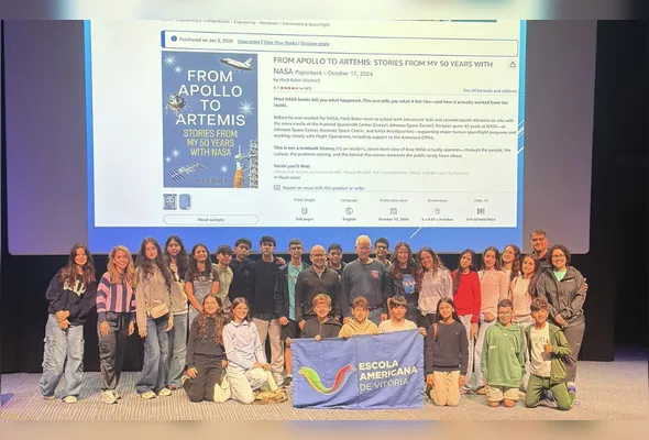 Grupo que participou de intercâmbio na Space Center University, centro oficial de treinamento da Nasa