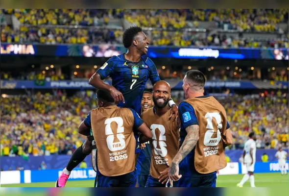 Imagem ilustrativa da imagem Brasil desencanta, vence o Haiti e assume a liderança do Grupo C