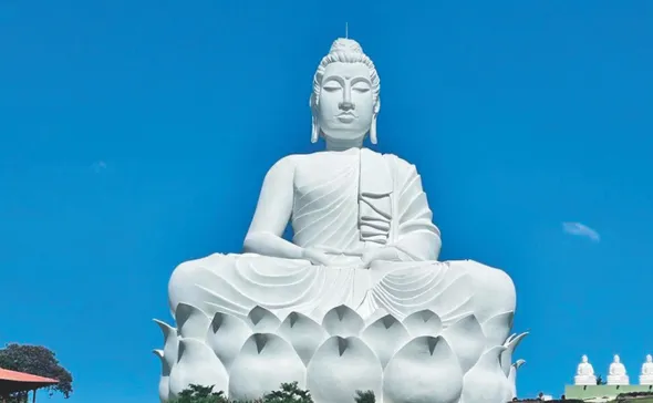 Imagem ilustrativa da imagem Ibiraçu: turismo na terra do Grande Buda