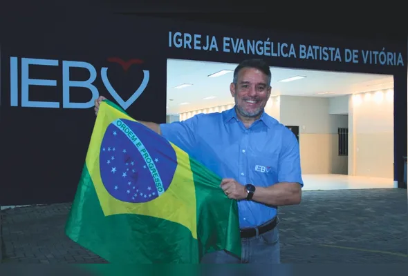 O pastor Deivisson Brito, da Igreja Evangélica Batista de Vitória,    diz que mudança no horário do culto no dia do jogo da Seleção   é para garantir mais segurança aos membros da igreja