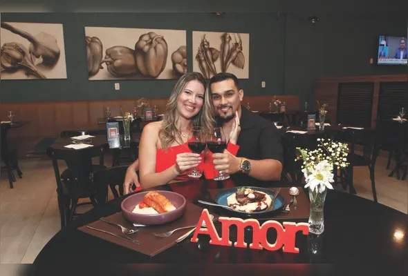 Vanessa Passos e Daniel Ferreira aprovaram a proposta do Hotel Comfort Suits para a noite desta sexta-feira (12)