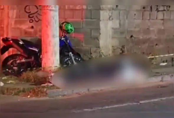 Motociclista morreu ainda no local