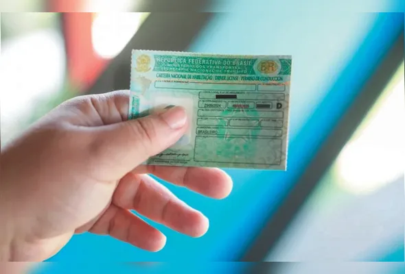 Carteira de habilitação a adolescentes 
é vista com preocupação por parte de especialistas, que alegam necessidade 
de ajustes na legislação na esfera penal