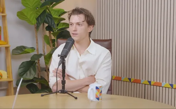 Imagem ilustrativa da imagem Tom Holland fala sobre luta contra o alcoolismo
