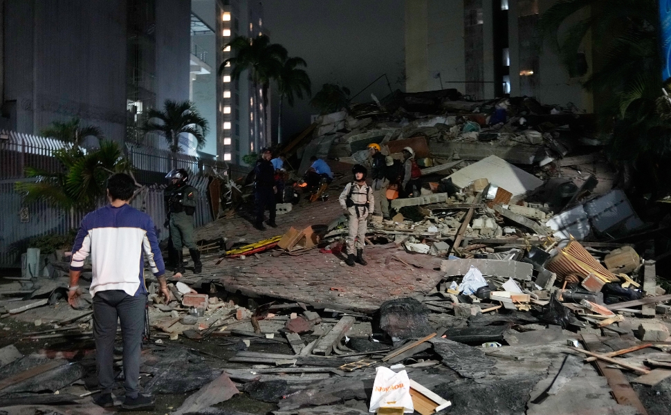 Número de mortos em terremotos na Venezuela chega a 920, afirma regime