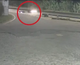 Imagem ilustrativa da imagem Motociclista morre e motorista foge após acidente entre carro e moto na BR-101