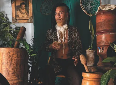 Imagem ilustrativa da imagem Romantismo suingado e delicioso no primeiro álbum de Brunu Chico