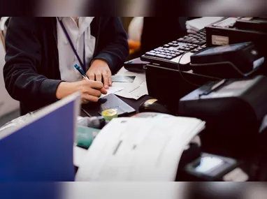 Laudo da Laspro aponta ausência de documentos de 123 empresas ligadas à Apex Partners e pede intimação para entrega imediata