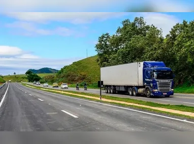 Imagem ilustrativa da imagem Trecho da BR-259 é interditado em João Neiva para correção de falha em viaduto