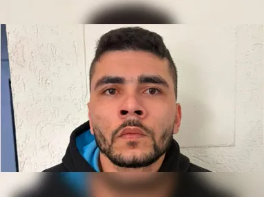 Material apreendido durante a prisão do suspeito