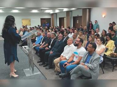 Os Correios vão leiloar 54 veículos utilitários