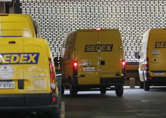 Imagem ilustrativa da imagem Congresso debate exclusividade dos Correios em encomendas sem taxa das blusinhas
