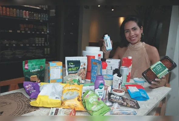 A nutricionista Larice Matos explica que é preciso ficar  atento ao rótulo dos produtos para saber a composição