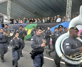 Imagem ilustrativa da imagem Desfile cívico-militar marca Dia da Independência em Vitória