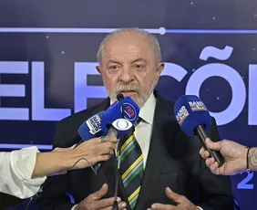 Imagem ilustrativa da imagem "Eu vim para discutir o Brasil", diz Lula