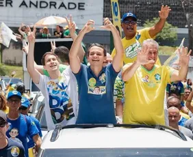 Imagem ilustrativa da imagem Manifestantes fazem atos em apoio a Flávio na Grande Vitória