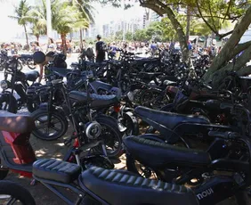 Imagem ilustrativa da imagem Orlas da Grande Vitória viram “mar” de bikes elétricas no feriadão