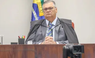 Imagem ilustrativa da imagem Dino suspende decisão de Mendonça e libera post sobre Nossa Senhora