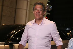 Imagem ilustrativa da imagem Haddad fala em campanha de alto nível e diz que telefonou para parabenizar Tarcísio