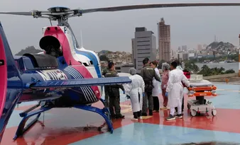 Imagem ilustrativa da imagem Idosa é resgatada por helicóptero após ser atingida por árvore em Ibatiba