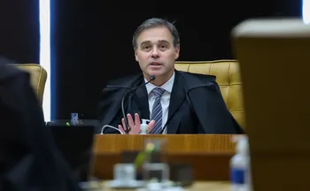 Imagem ilustrativa da imagem Mendonça diz que compartilhar conteúdo de Vorcaro só serviria para "tumultuar"