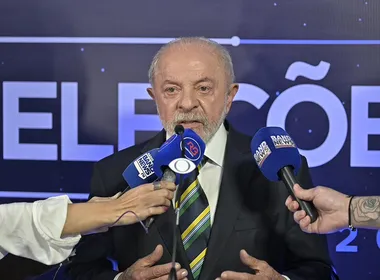 Imagem ilustrativa da imagem "Eu vim para discutir o Brasil", diz Lula