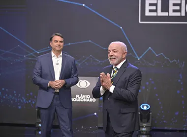 Imagem ilustrativa da imagem Lula condiciona debate a quebra de sigilo de Flávio