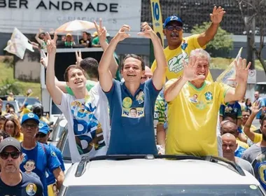 Imagem ilustrativa da imagem Manifestantes fazem atos em apoio a Flávio na Grande Vitória