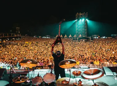 Imagem ilustrativa da imagem Vibra Rock Brasil: Raimundos como primeira atração da edição de 2027 em Vitória