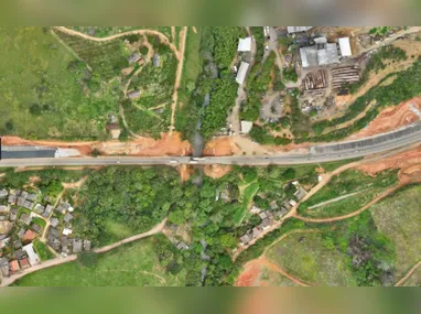 Ao menos uma das faixas da pista no sentido Centro ficaram interditadas para atendimento às vítimas