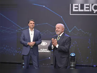 O advogado Willer Tomaz e o senador Flávio Bolsonaro