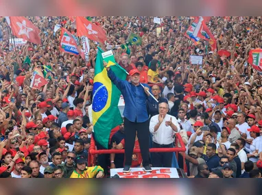 Em fala após o fim da votação, Flávio Bolsonaro disse que não reconhece o resultado da eleição e que pedirá novas eleições.