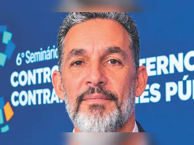 Alexandre Dalla Bernardina é advogado especialista em Direito de Família e Doutor em Direito das Sucessões do escritório ADB & Advogados Associados