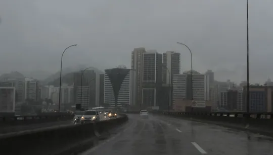 Imagem ilustrativa da imagem Cidades do ES têm risco de tempestades e ventos de até 100 km/h