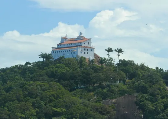 Imagem ilustrativa da imagem Convento da Penha cancela atividades deste sábado após fortes chuvas no ES