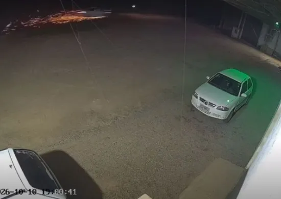 Imagem ilustrativa da imagem Mulher morre após colisão entre carro e motocicleta em Governador Lindenberg