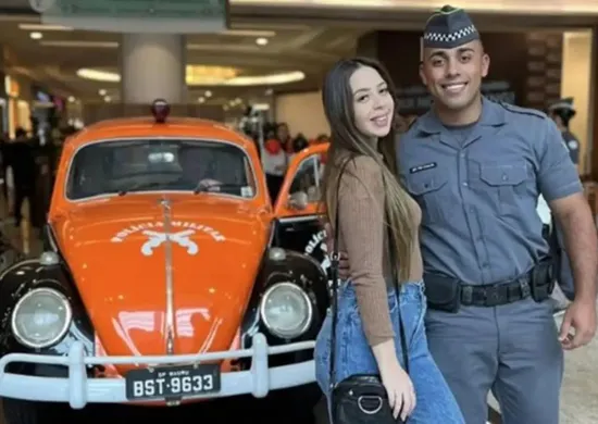 Imagem ilustrativa da imagem PM é preso após esposa ser encontrada morta com arma embaixo do corpo