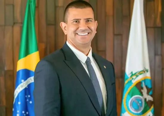 Imagem ilustrativa da imagem Douglas Ruas é confirmado governador eleito do RJ após retotalização de votos