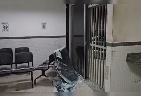Delegacia Regional da Serra ficou destruída após invasão