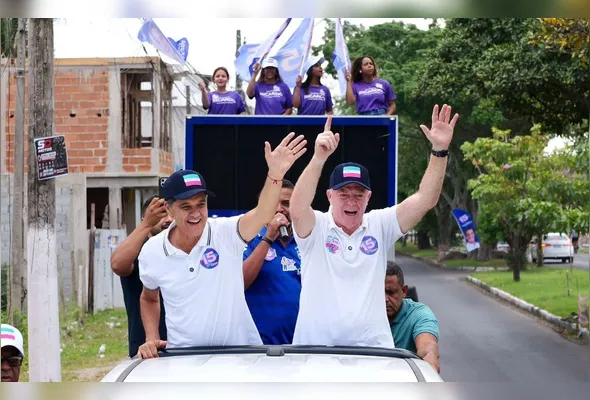 Ao lado do senador eleito Renato Casagrande, o candidato destacou o volume de realizações concretas que o Governo levou para Vila Velha