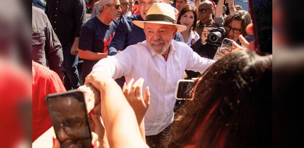 Quarto mandato de Lula deve manter ministros e resgatar aliados