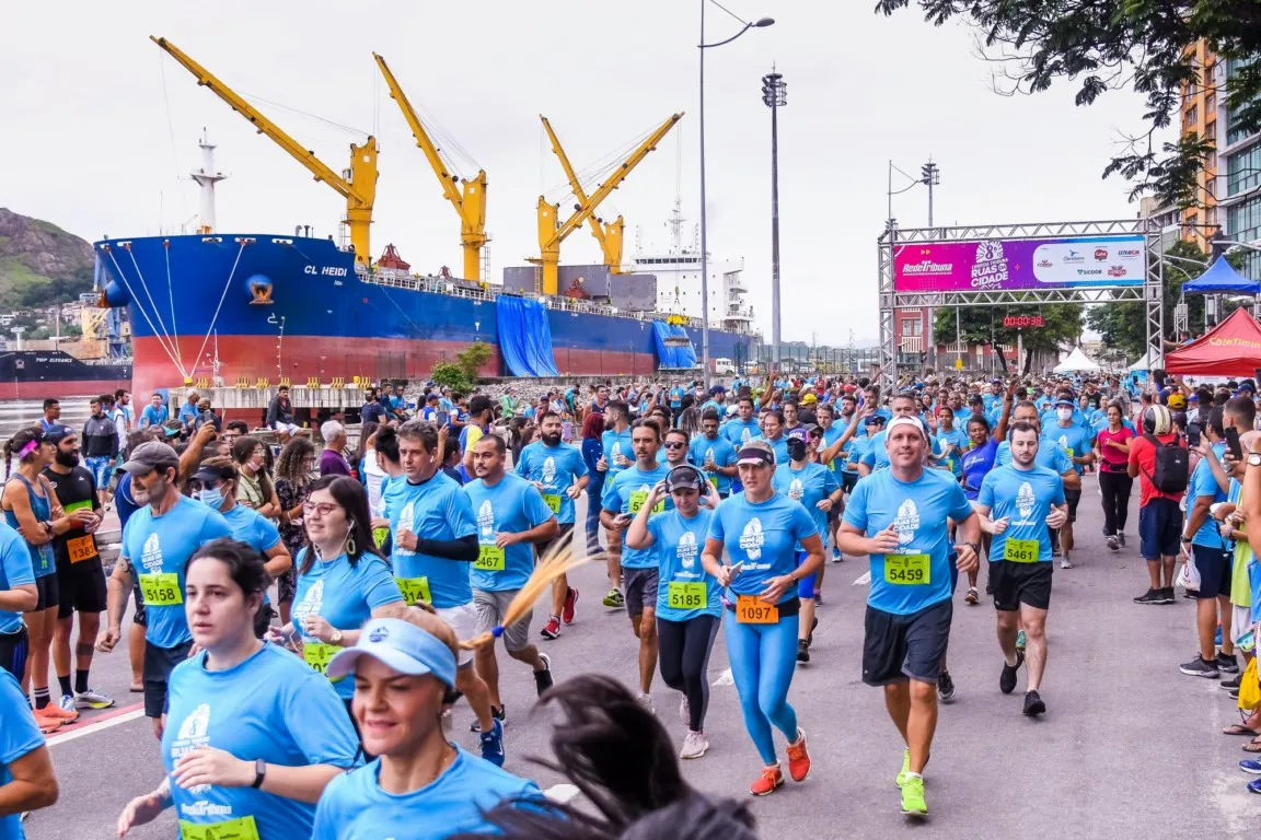 Imagem ilustrativa da imagem Imagens Corrida Tribuna 2021