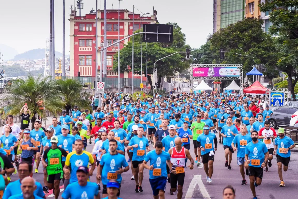 Imagem ilustrativa da imagem Imagens Corrida Tribuna 2021