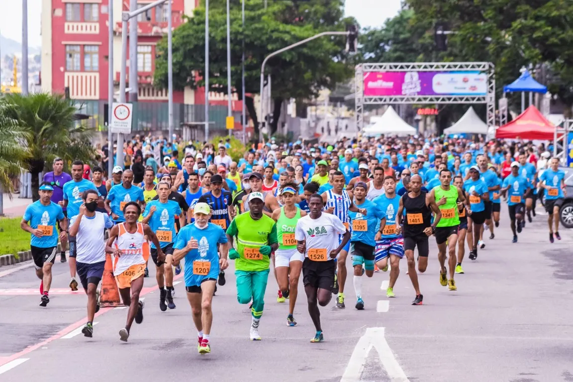 Imagem ilustrativa da imagem Imagens Corrida Tribuna 2021