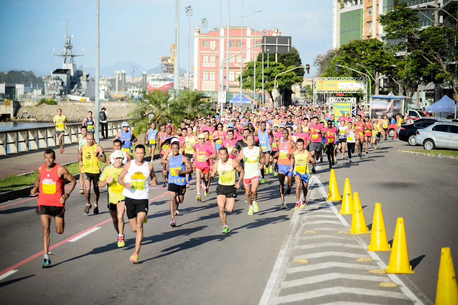 Imagem ilustrativa da imagem Corrida Tribuna Imagens 2017