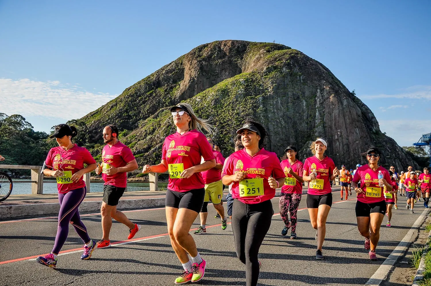 Imagem ilustrativa da imagem Corrida Tribuna Imagens 2017