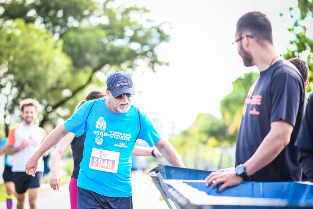 Imagem ilustrativa da imagem Corrida Tribuna Imagens 2018