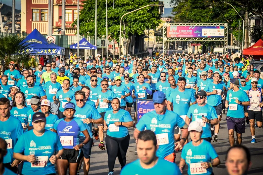 Imagem ilustrativa da imagem Corrida Tribuna Imagens 2018