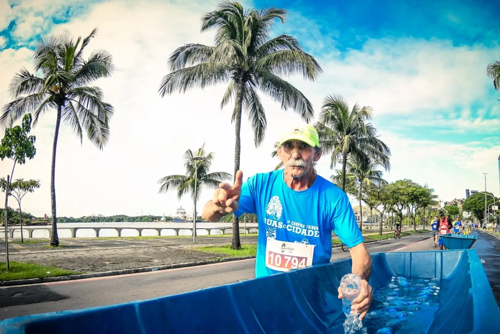 Imagem ilustrativa da imagem Corrida Tribuna Imagens 2018